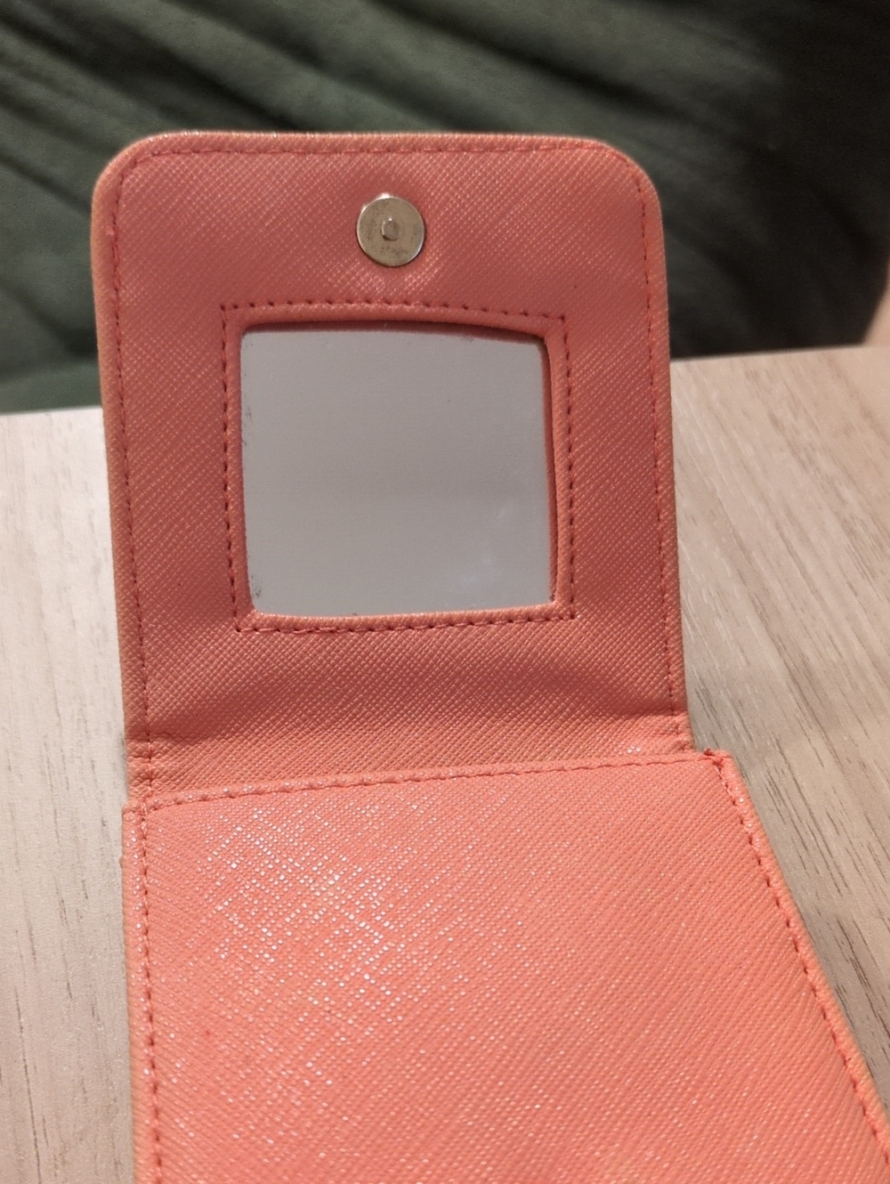 Peach Compact Accessory/Makeup Case - Picture 8 of 9